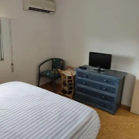 Apartment Amplio Con Piscina Y A 50m Del Mar